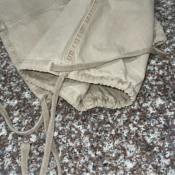 James Perse Cropped Pants - Picture 7 of 8